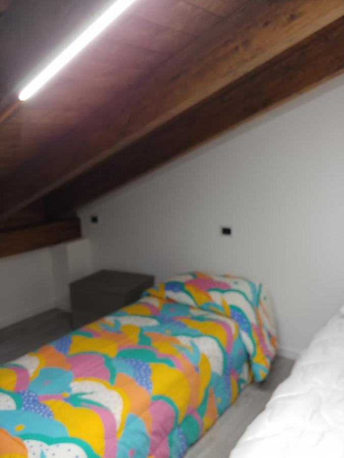 Camera Con Bagno Mirjana Cislago Zewnętrze zdjęcie