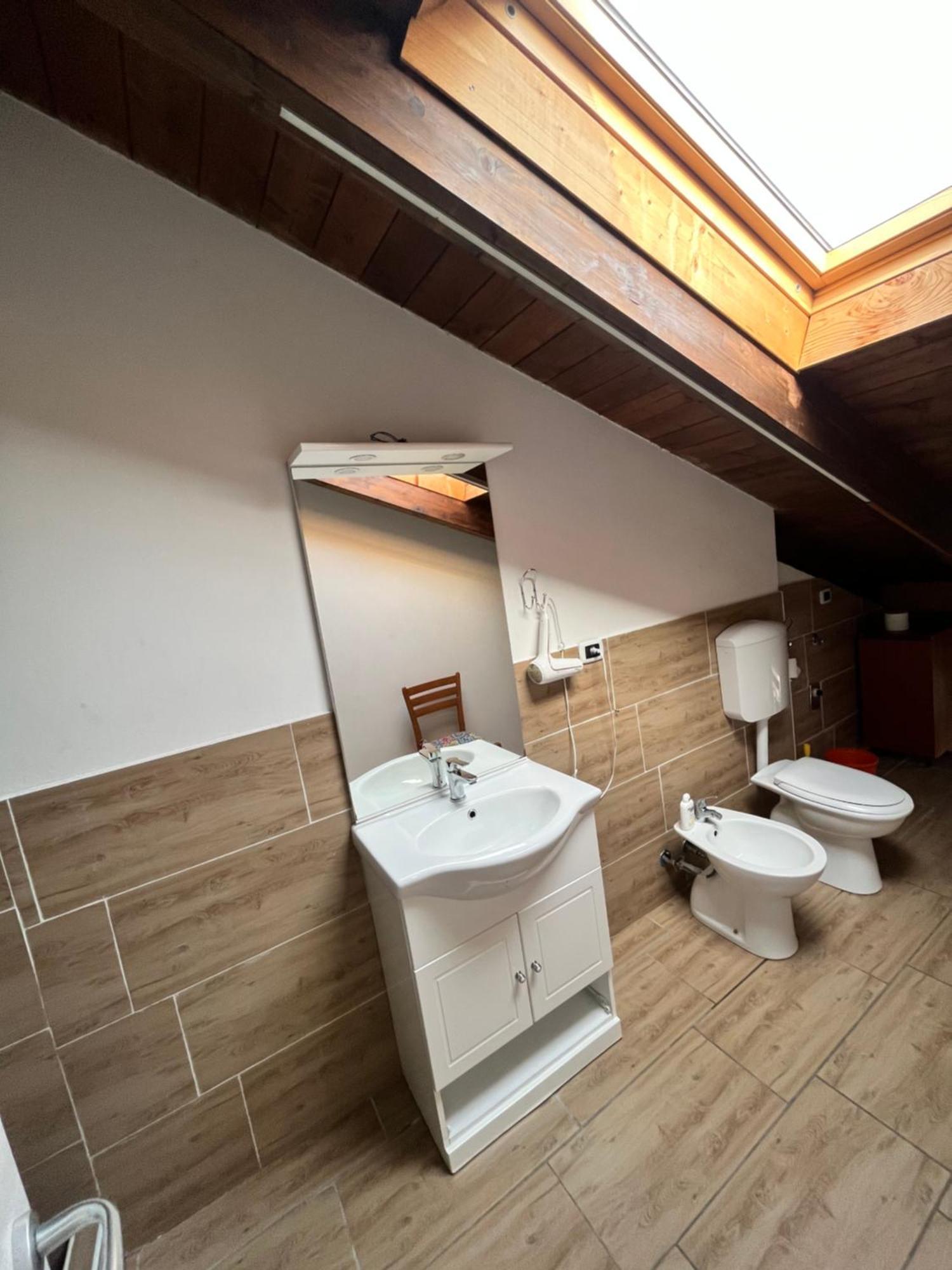 Camera Con Bagno Mirjana Cislago Zewnętrze zdjęcie